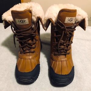 ‼️SELLING UGG BOOTS‼️
